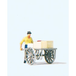 Trabajador con carrito y mercancia 28036 PREISER Escala H0