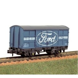 Vagón cerrado Ford NR-P57A PECO Escala N