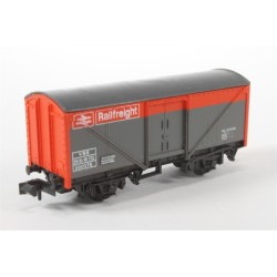 Vagón cerrado Railfreight NR-12R PECO Escala N