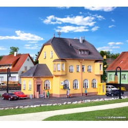 Edificio con oficina postal 37161 Kibri Escala N