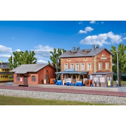 Estación con muelle de carga 37396 Kibri Escala N