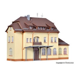 Edificio con oficina postal 38734 Kibri Escala H0