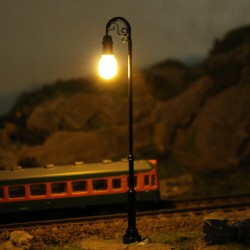 Farola LED Premium 9,3cm ELQS71H0 MDT Models Escala H0