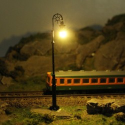 Farola LED Premium 9,3cm ELQS69H0 MDT Models Escala H0