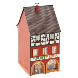 Edifício con tienda de deportes 130498 Faller Escala H0