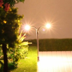 Farola de LED doble con base ajustable de altura 1 a 6 cm Steel Street Lamp 02-N MDT Models Escala N