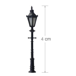 Farola LED de 4 cm Classic Yard Lamp 4 cm MDT Models Escala N