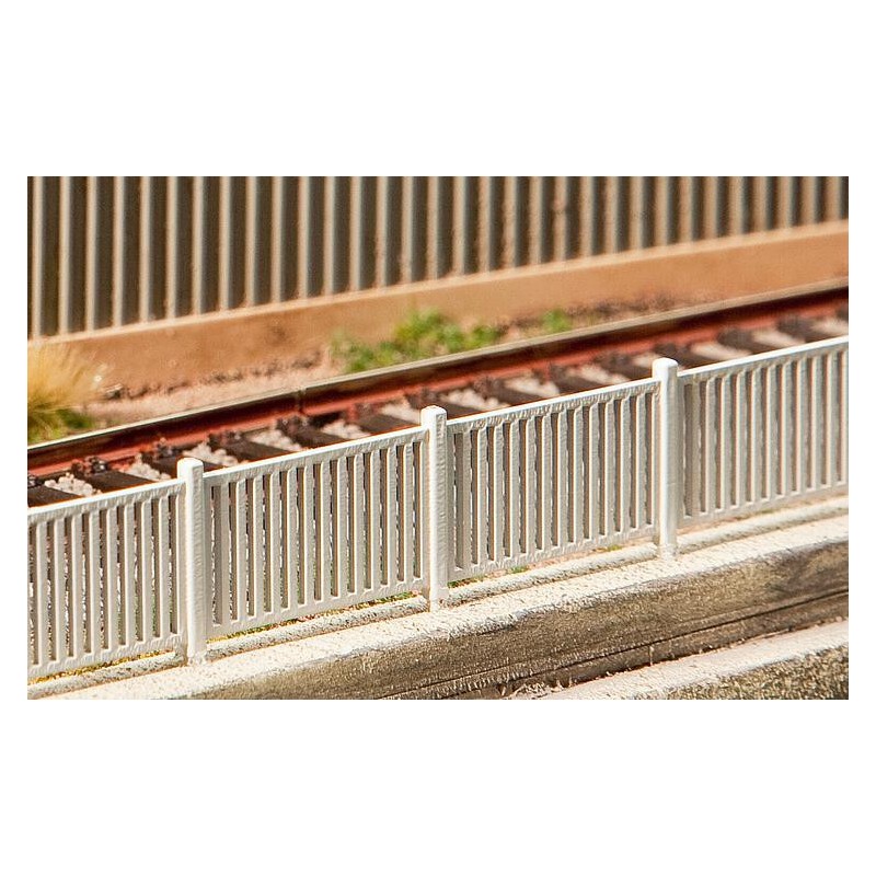 Barandilla moderna, 1242 mm 180428 Faller Escala H0