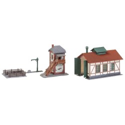 Depósito locomotoras, puesto de agujas, aguada y carbonera con vallas 222108 Faller Escala N