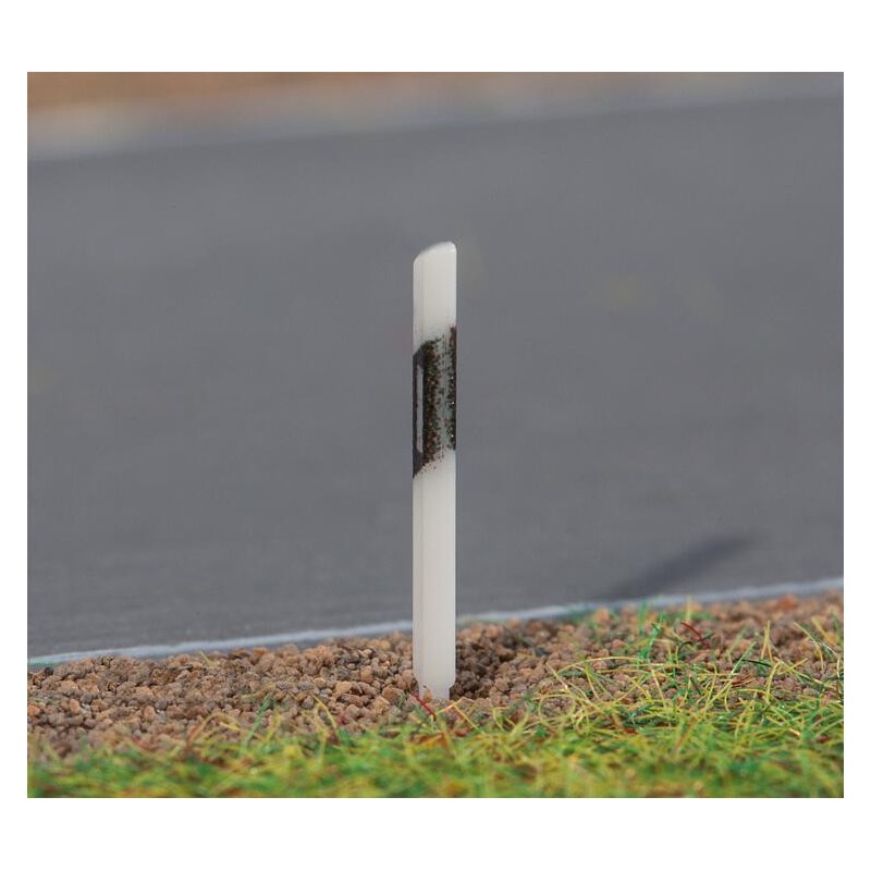 20 postes de carretera 272910 Faller Escala N