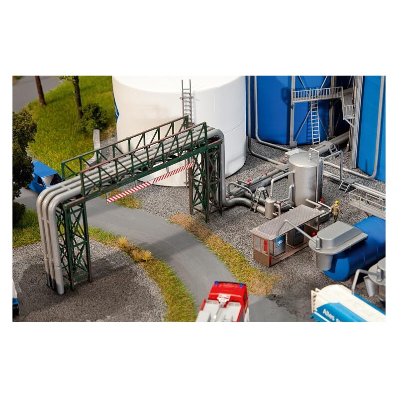 Oleoductos y evasado crudo 130487 Faller Escala H0