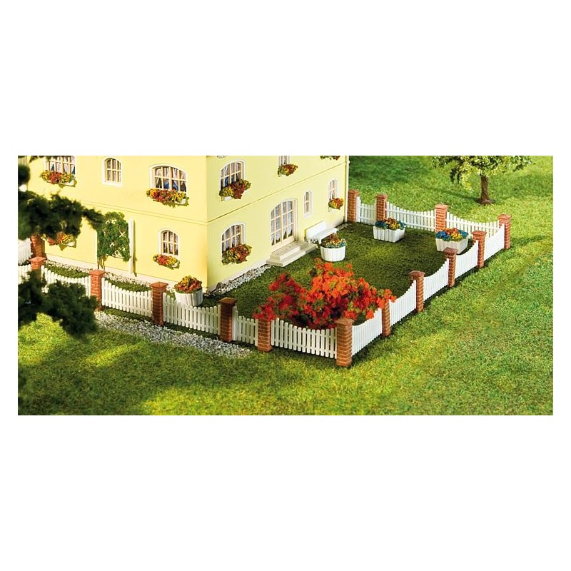 Valla de jardín 210 mm 272409 Faller Escala N