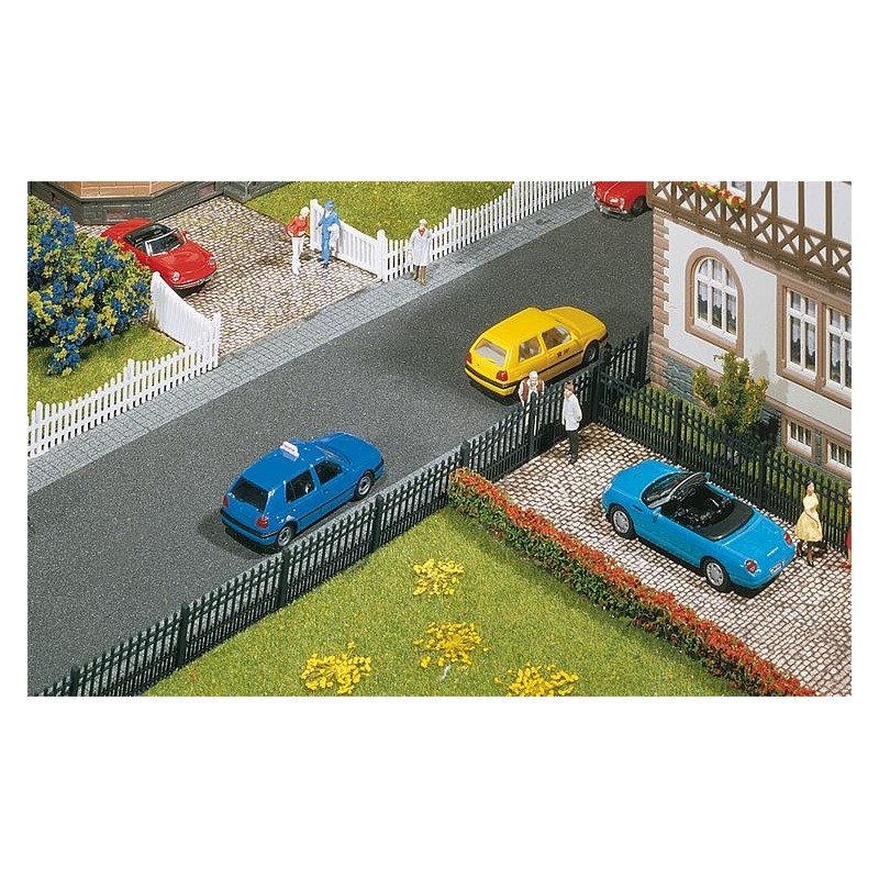 *Valla de jardín con portón de hierro de 684mm 180411 Faller Escala H0