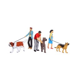 En el parque con el perro 4056 ANESTE Escala H0