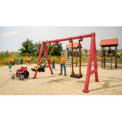 Columpio infantil con movimiento 13401 NOCH Escala H0