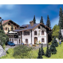 Pensión Edelweiss 232234 Faller Escala N