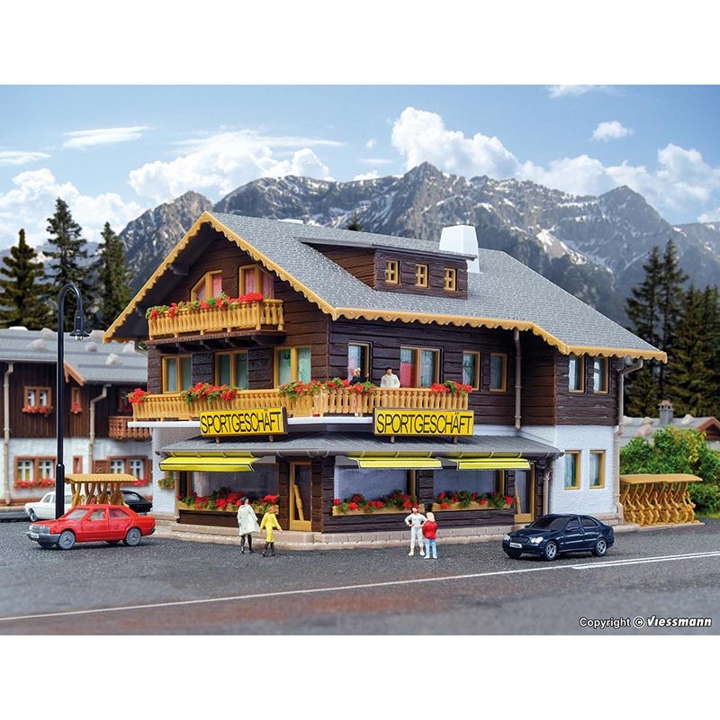 Tienda de deportes con luz LED 47763 Vollmer Escala N