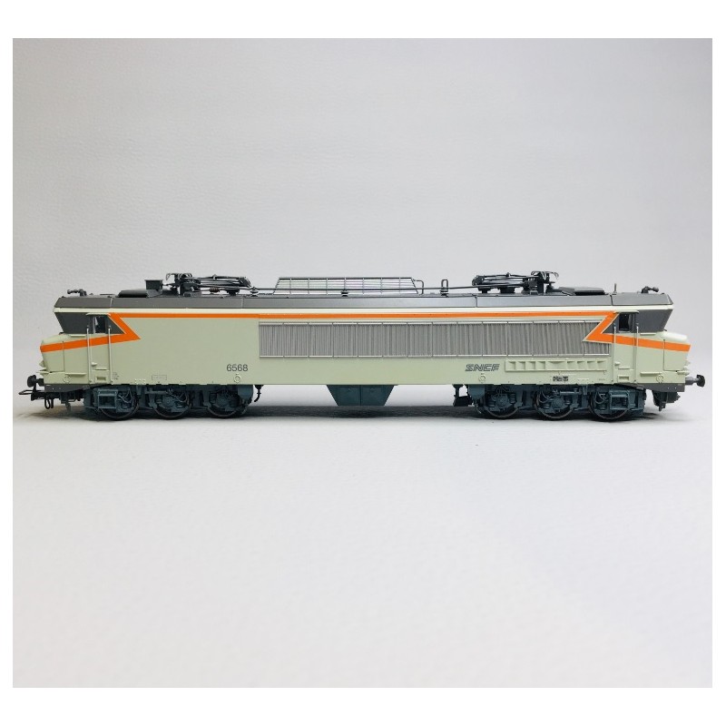 Locomotora eléctrica DCC Sonido CC 6568 "Betón" SNCF HJ2427S Jouef Escala H0