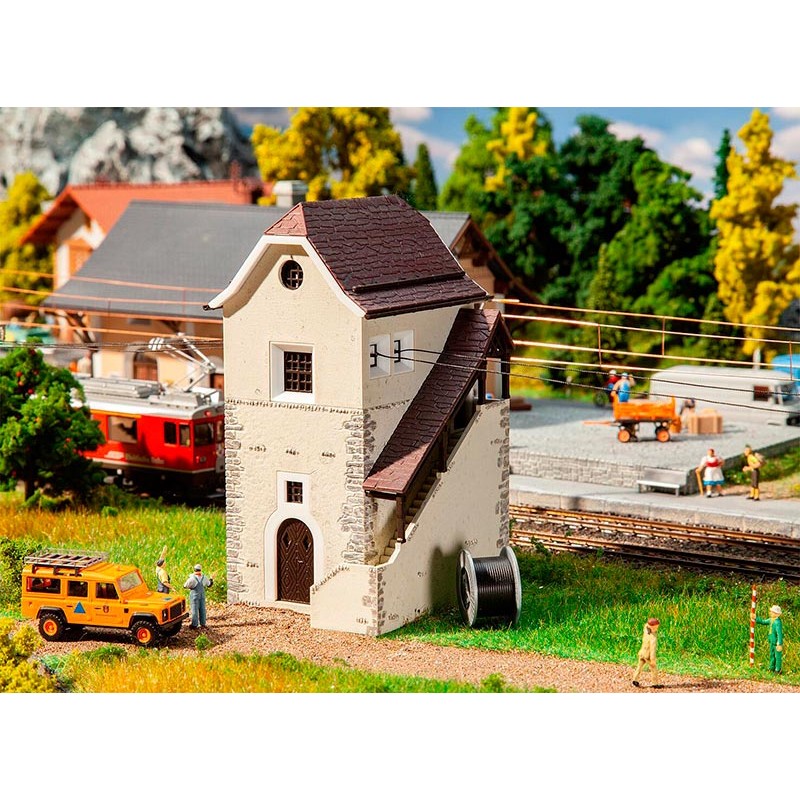 Estación de conmutación de Zernez 120269 Faller Escala H0