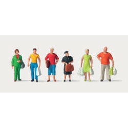 Transeúntes con equipaje y bolsas de compra 0272563 Merten Escala N