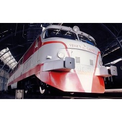 Locomotora diésel DCC Digital 2005T Virgen del Carmen RENFE HN2672D Arnold Escala N