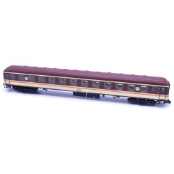 Coche BB-8536 Estrella, línea crema, 2ª Clase N50854 MfTrain Escala N