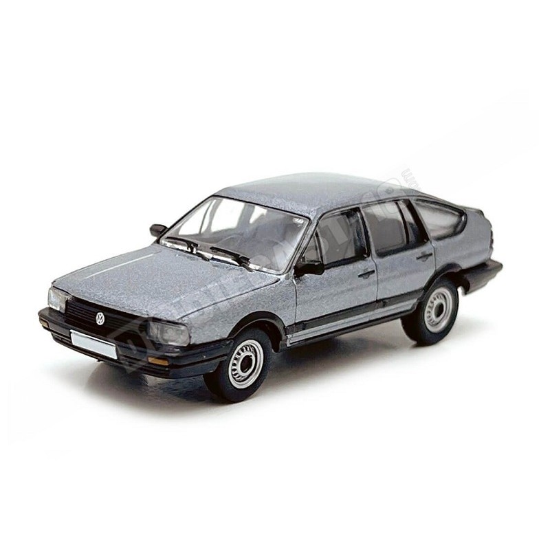 Volkswagen Passat B2 1985 Gris Brekina PCX870411 Escala H0 1:87