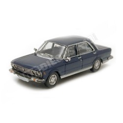Coche miniatura Fiat 130 de 1969 color azul oscuro escala H0 1:87 de Brekina PCX87 referencia PCX870638