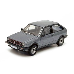 Coche miniatura Volkswagen Polo II Coupe de 1985 color gris escala H0 1:87 de Brekina PCX87 referencia PCX870201
