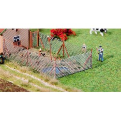 Valla de alambre con postes de madera 340 mm 180414 Faller Escala H0