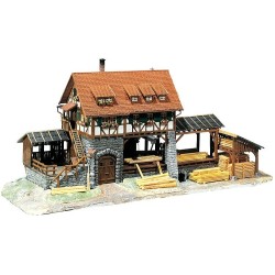 Aserradero con motor y accesorios 130229 Faller Escala H0