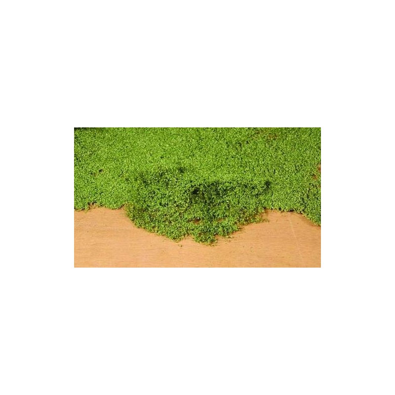 Maleza verde medio en manto 28 x 14 cm 1676 HEKI