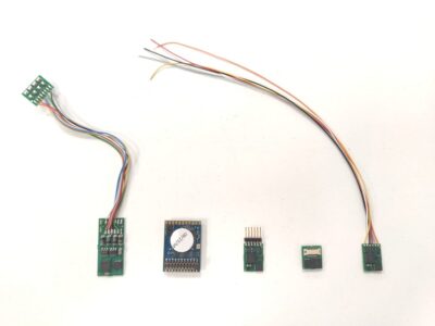 Decodificadores para digitalizar locomotoras de tren escala H0 y N