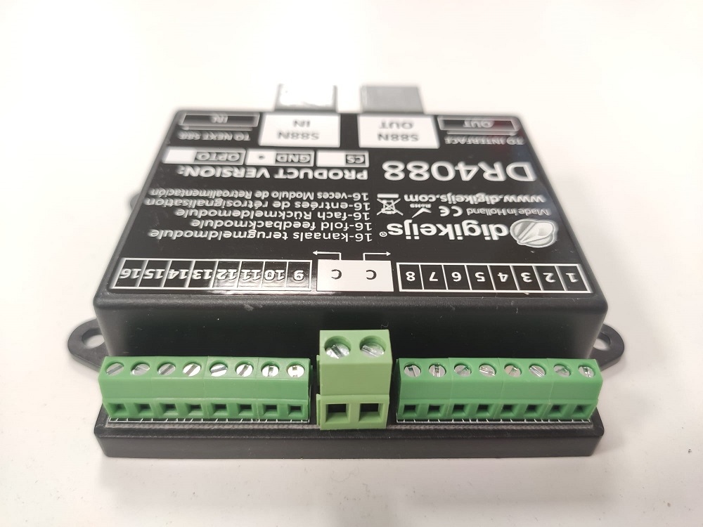 Retromodulo para maquetas de tren